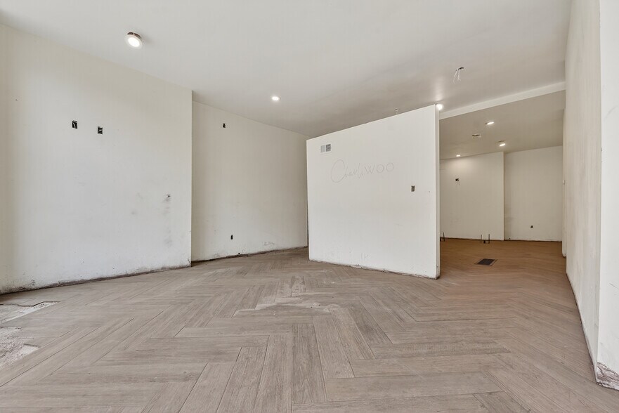 More Photos Of 521 Larimer Ave, Pittsburgh General Retail For Lease