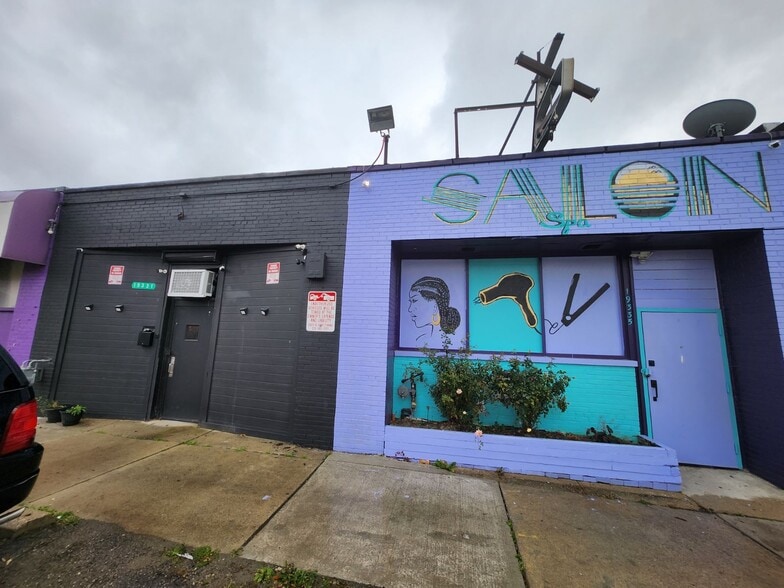Primary Photo Of 19331-19335 Schoolcraft Rd, Detroit Storefront For Sale