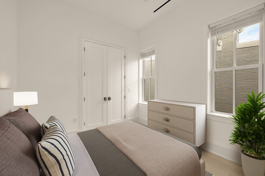 More Photos Of 329 8th St NE, Washington Office For Sale