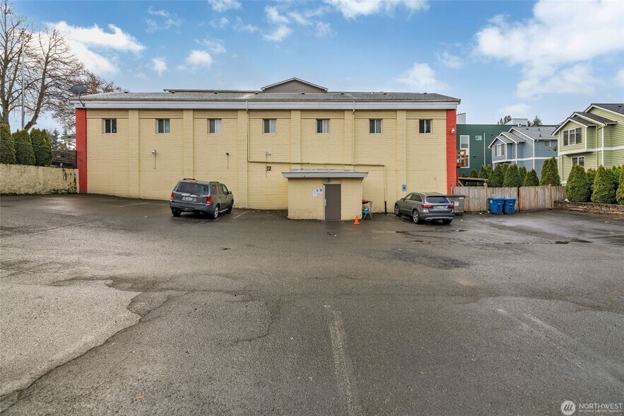 More Photos Of 12327 15th Ave NE, Seattle Religious Facility For Sale