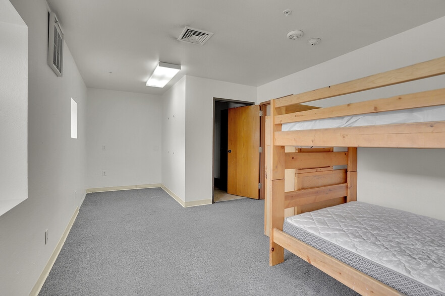 More Photos Of 330 Park Ave, Fort Lupton Office For Sale