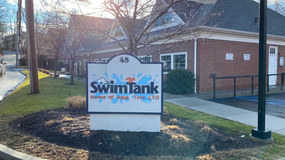 More Photos Of 45 W Red Oak Ln, West Harrison Swimming Pool For Sale