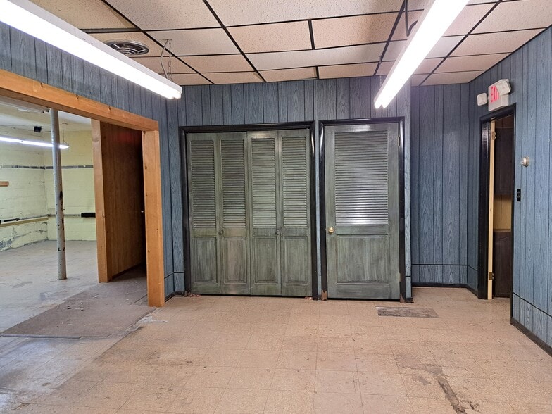 More Photos Of 41-43 Paterson Ave, Paterson Apartments For Sale