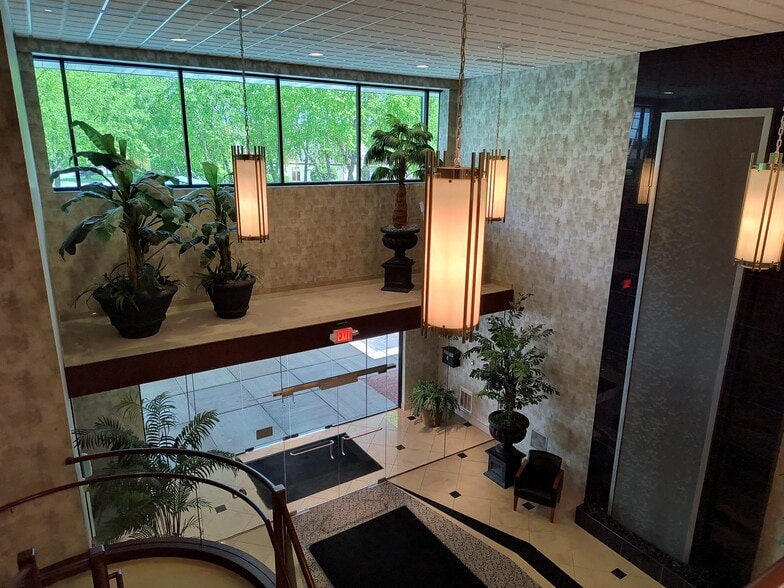 More Photos Of 322 Indianapolis Blvd, Schererville Medical For Lease