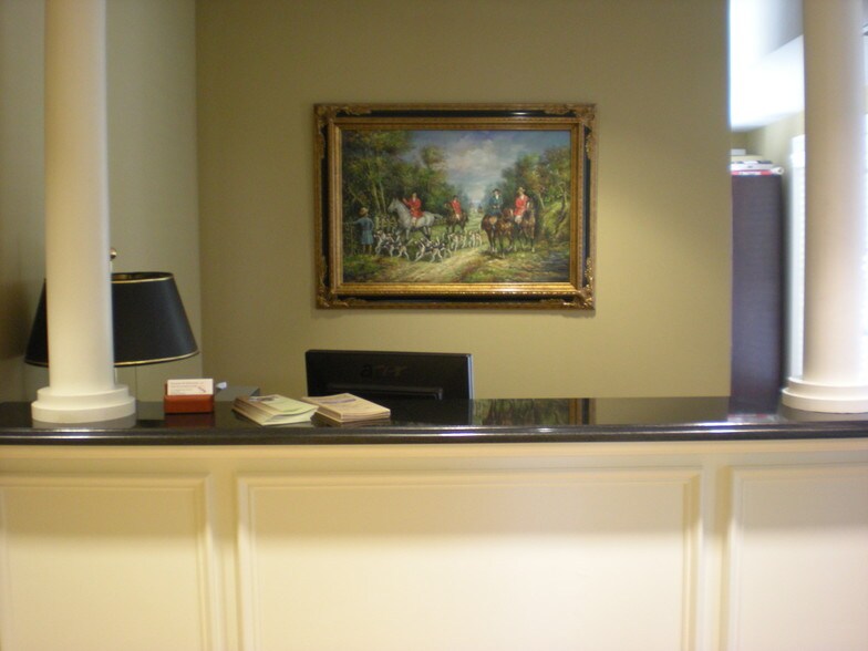 More Photos Of 10 N Pendleton St, Middleburg Office For Sale