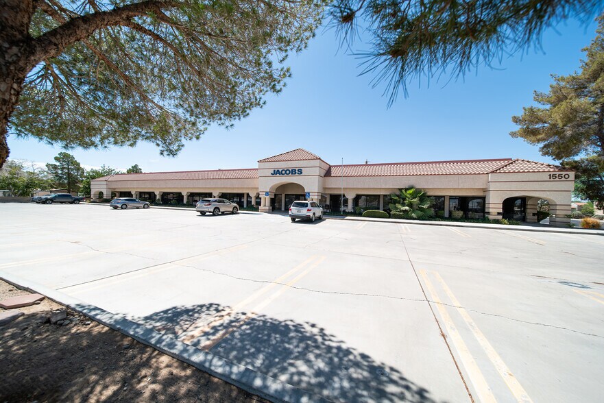 More Photos Of 1550 N Norma St, Ridgecrest Office For Lease