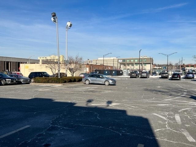 More Photos Of 1795 Main St, Springfield Medical For Sale