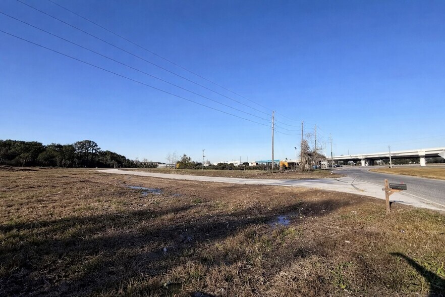 More Photos Of 11731 C E King Parkway, Houston Land For Sale