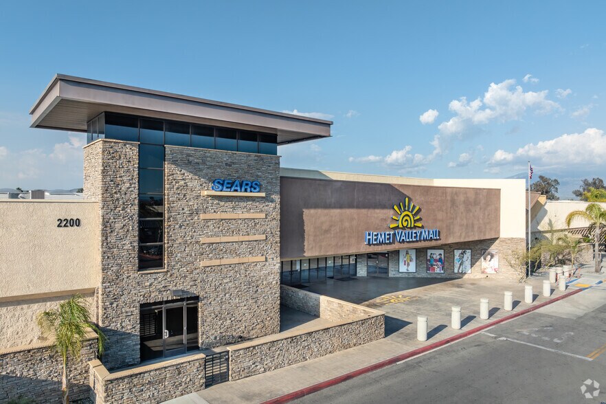 Primary Photo Of 2200 W Florida Ave, Hemet Unknown For Lease