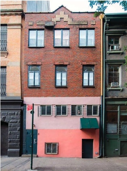 More Photos Of 25 Bleecker St, New York Apartments For Sale