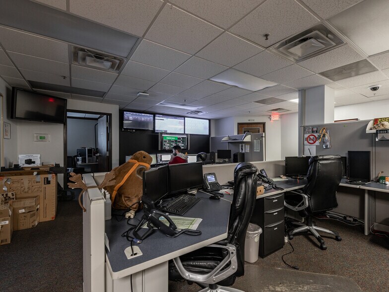 More Photos Of 4003 Out Look Dr, Hurricane Office For Sale