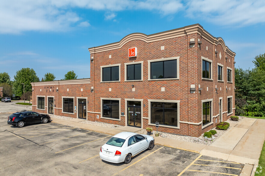 Primary Photo Of 1526 S Commercial St, Neenah Storefront Retail Office For Sale