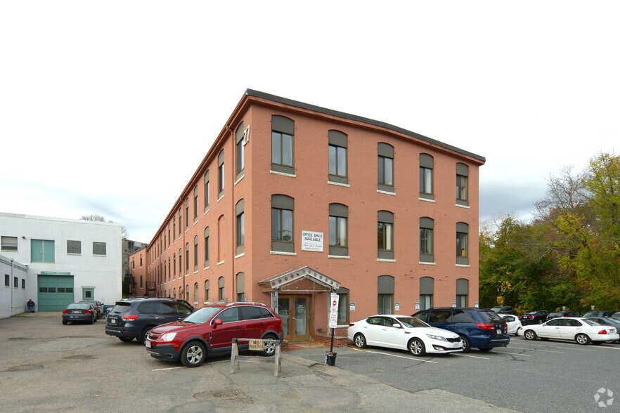 More Photos Of 27 Mica Ln, Wellesley Office For Lease