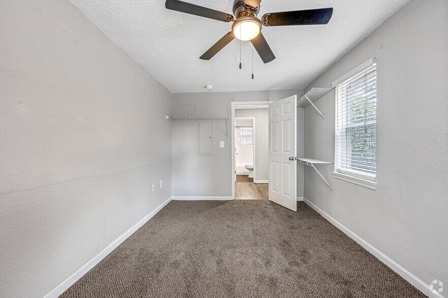 More Photos Of 2265 Perry Blvd NW, Atlanta Apartments For Sale