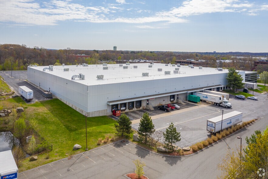 More Photos Of 300 Jubilee Dr, Peabody Manufacturing For Lease