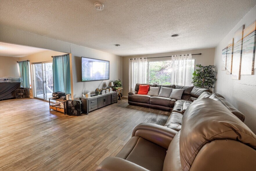 More Photos Of 3414 Deer Hill Rd, Lafayette Healthcare For Sale