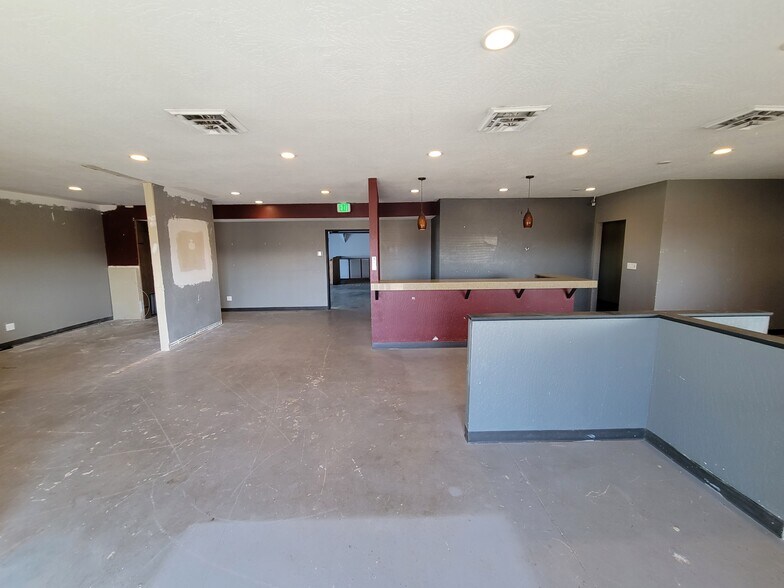 More Photos Of 660 California Way, Longview Warehouse For Sale