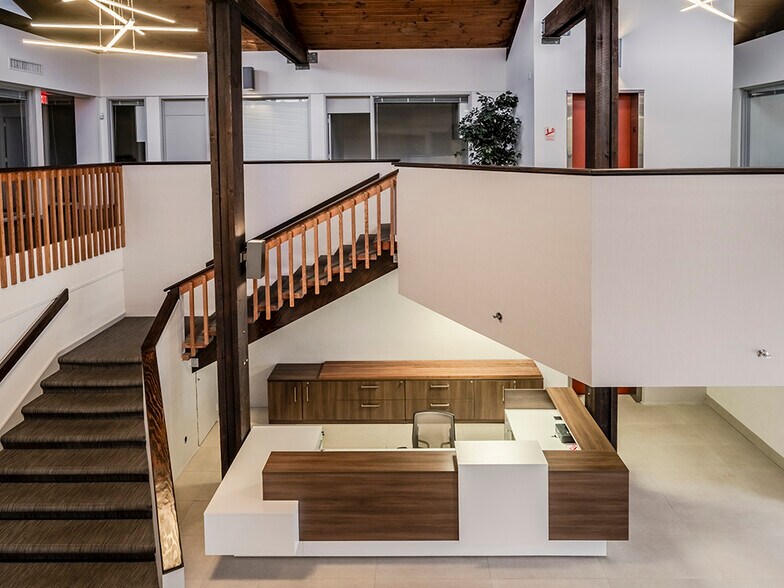 More Photos Of 3200 NE 14th Street Cswy, Pompano Beach Office For Sale