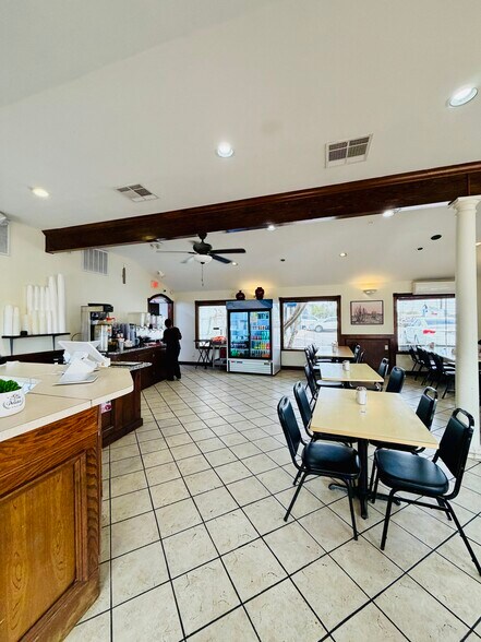 More Photos Of 15200 FM 1825, Pflugerville Restaurant For Lease