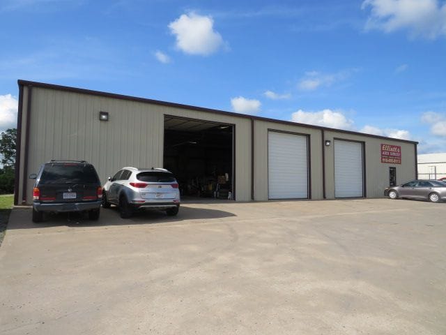 Primary Photo Of 912 SW 15th St, Wagoner Warehouse For Sale