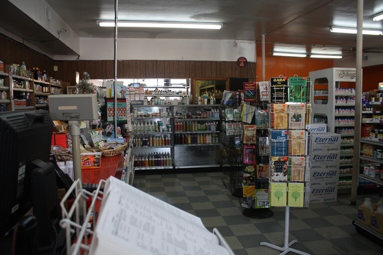 More Photos Of 1639 E 87th St, Chicago Storefront Retail Office For Sale