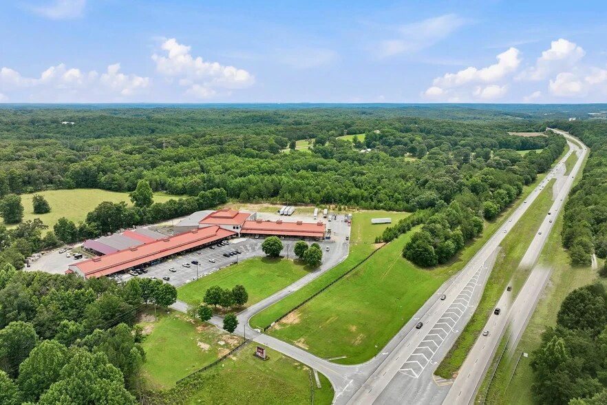 More Photos Of 4336 Cornelia Hwy, Lula Freestanding For Lease