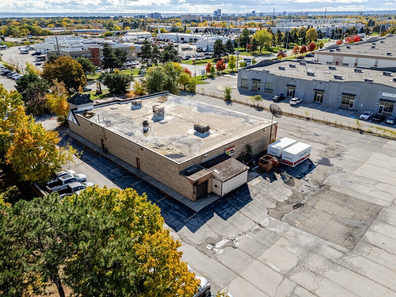 More Photos Of 3345 Harvester Rd, Burlington Restaurant For Sale