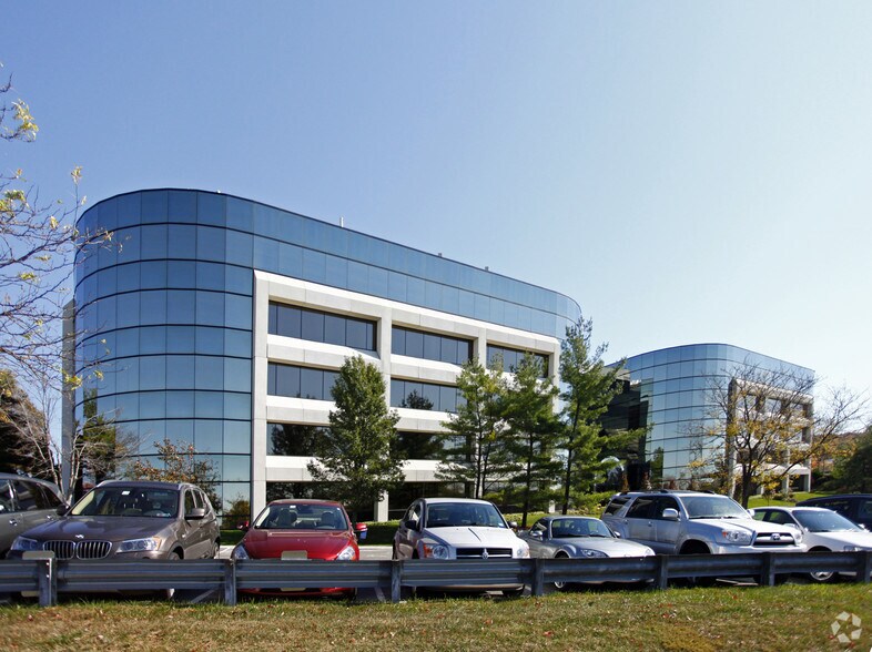 More Photos Of 83 Wooster Heights Rd, Danbury Office For Lease