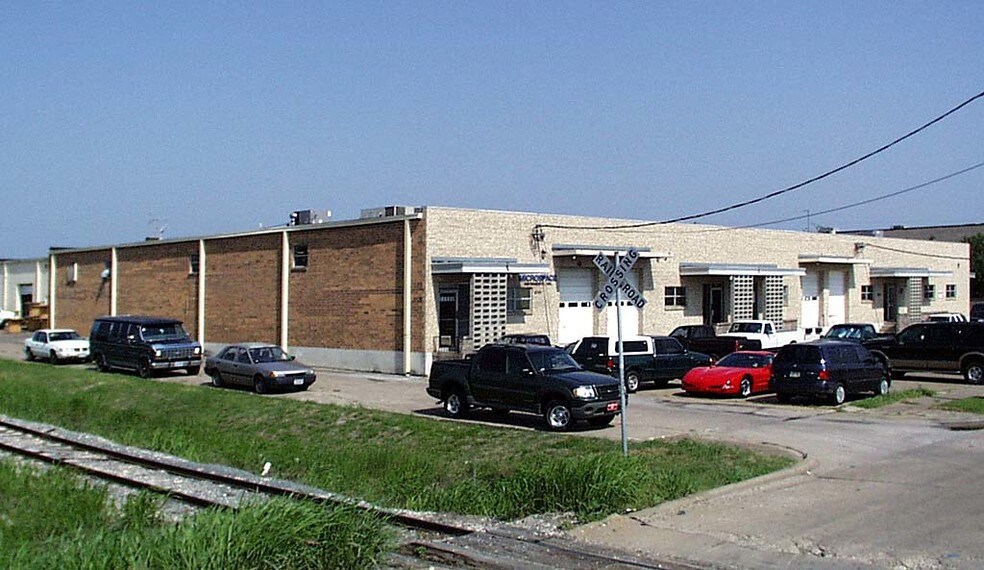 Primary Photo Of 4771 Wilburton Dr, Dallas Flex For Lease