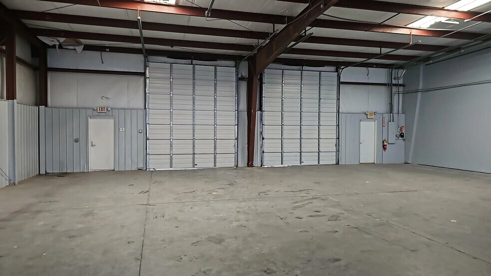 More Photos Of 5153 Belle Wood Ct, Buford Light Distribution For Lease