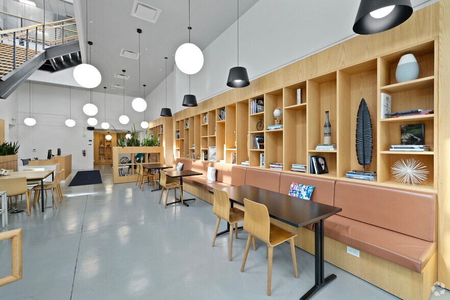 More Photos Of 218 NW 24th St, Miami Coworking Space