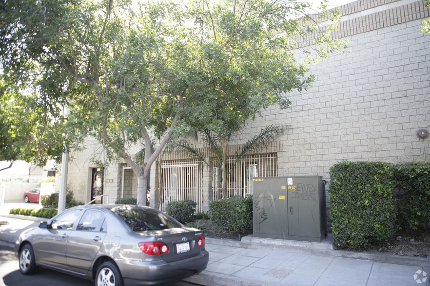 More Photos Of 11636 Goldring Rd, Arcadia Manufacturing For Lease