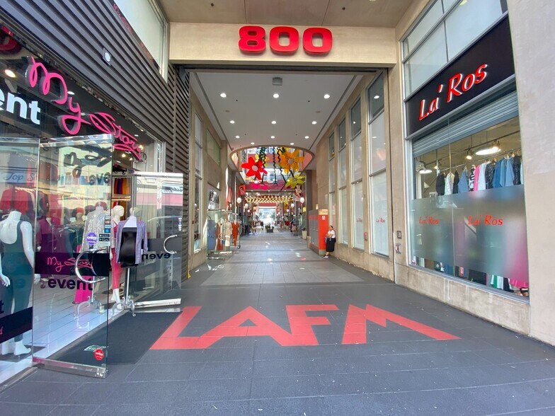 More Photos Of 800 E 12th St, Los Angeles Office For Sale