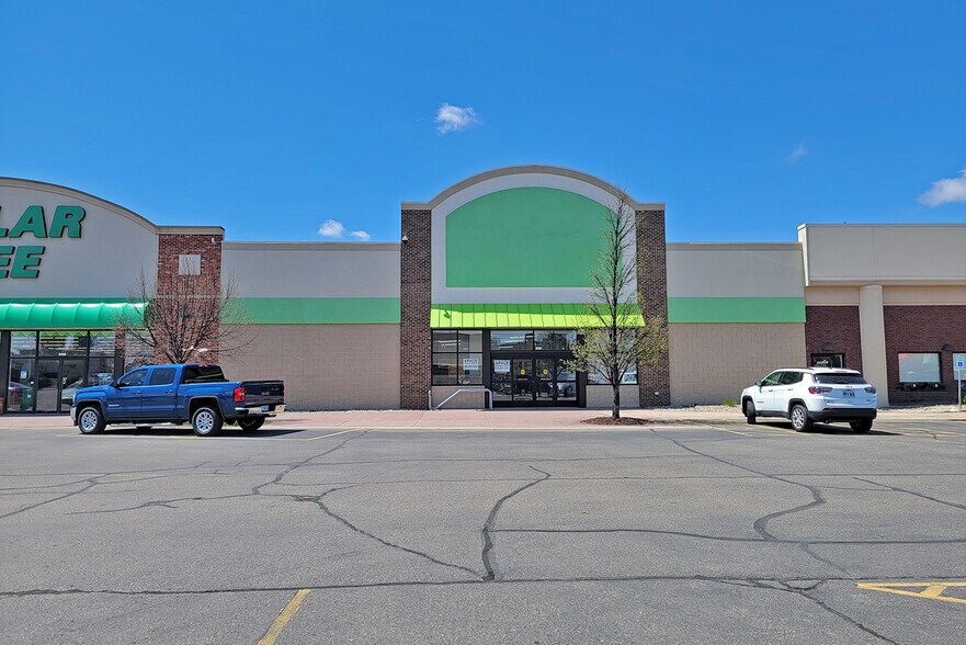 More Photos Of 910-962 22nd Ave S, Brookings Storefront For Lease