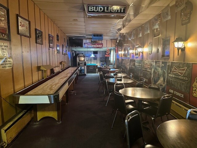 More Photos Of 1617 Milburn Blvd, Mishawaka Bar For Sale