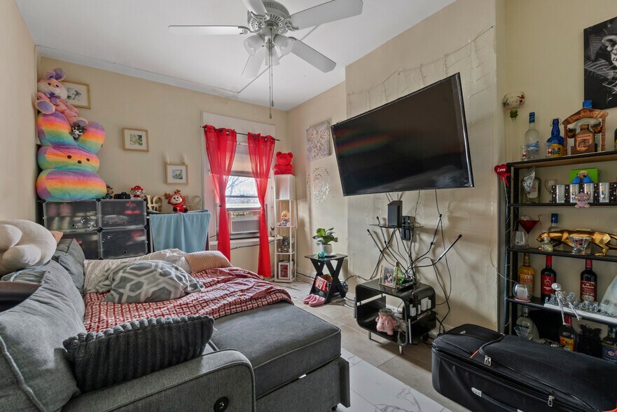 More Photos Of , Baltimore Multifamily For Sale