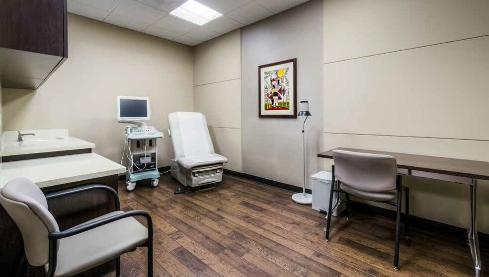 More Photos Of 5700 W Chandler Blvd, Chandler Coworking Space