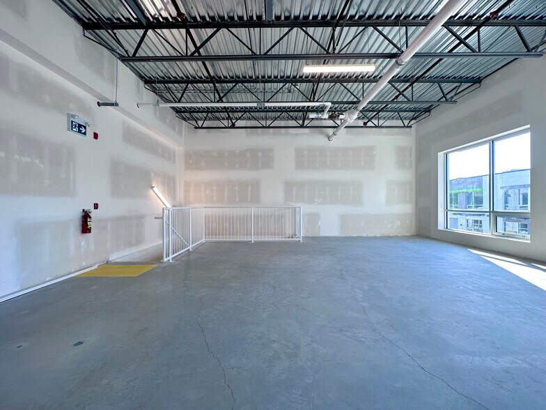 More Photos Of 951 E Kent Av N, Vancouver Warehouse For Sale