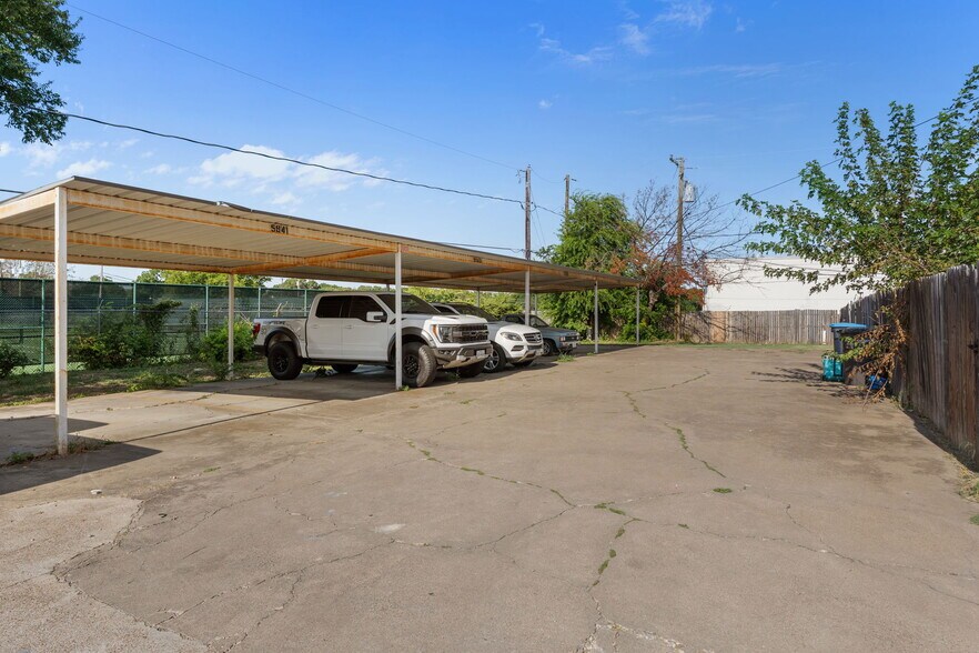 More Photos Of 5841 Shadydell Dr, Fort Worth Apartments For Sale