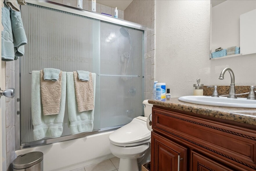 More Photos Of 26047 Gading Rd, Hayward Apartments For Sale