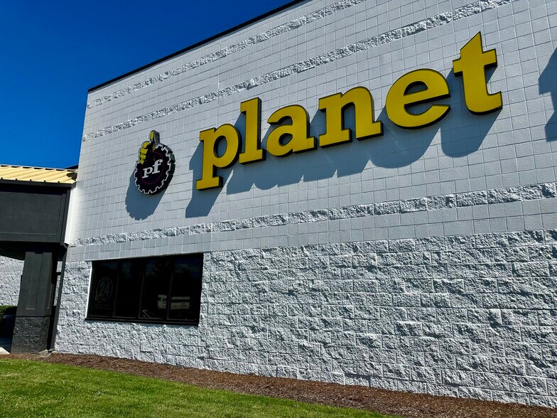 More Photos Of 351 Three Rivers Dr, Kelso Unknown For Lease