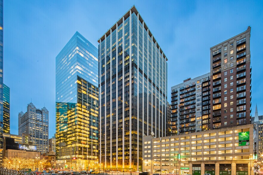 Primary Photo Of 225 W Randolph St, Chicago Office For Lease