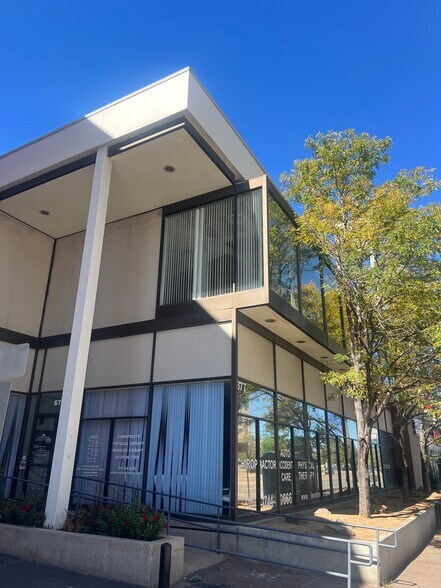 More Photos Of 677 S Colorado Blvd, Denver Office For Sale