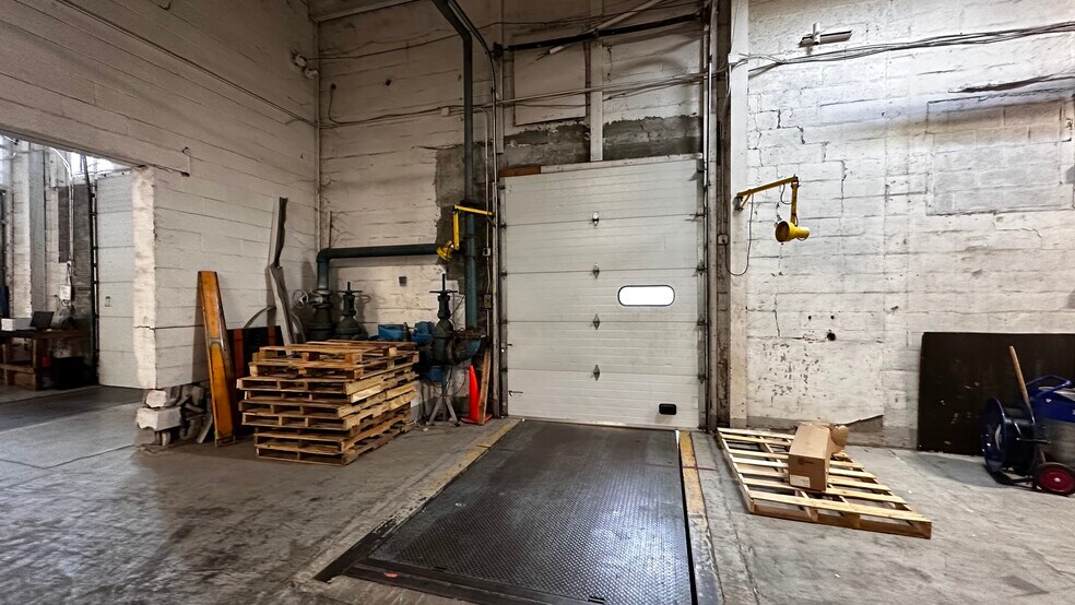More Photos Of 1727-1801 Union Blvd, Allentown Warehouse For Lease