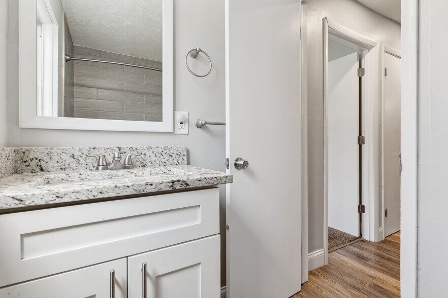 More Photos Of 5212 Franklin Blvd, Cleveland Apartments For Sale