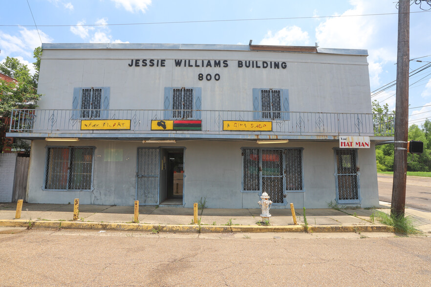 Primary Photo Of 800 N Farish St, Jackson Storefront Retail Residential For Sale