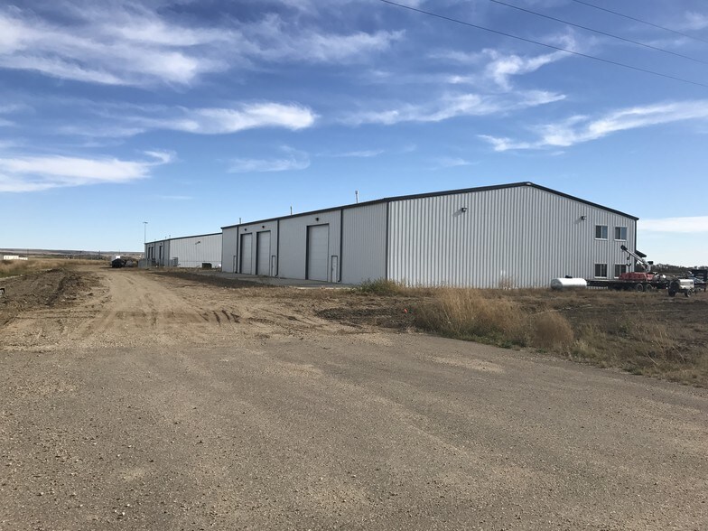 More Photos Of 6414 Wickum Rd, Williston Warehouse For Lease