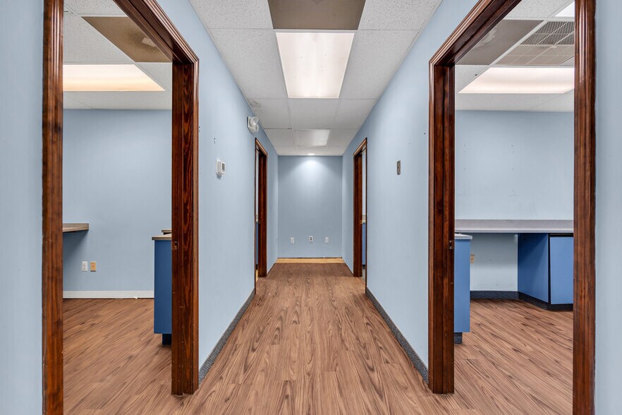 More Photos Of 1 Dag Hammarskjold Blvd, Howell Medical For Lease
