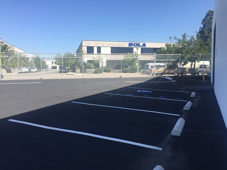 More Photos Of 7848 San Fernando Rd, Sun Valley Warehouse For Lease