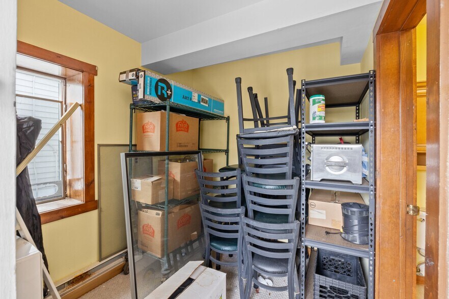 More Photos Of 512 Long Beach Blvd, Surf City Restaurant For Sale